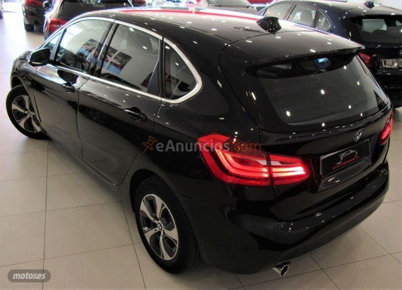BMW Serie 2 218d Business de 2017 con 89.250 Km por 21.490 EUR. en Malaga