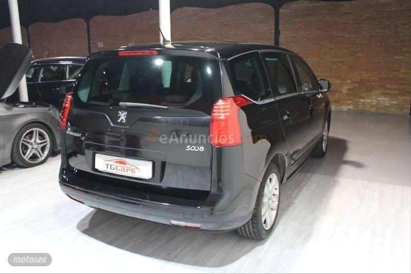 Peugeot 5008 Premium 1.6 THP 156 de 2010 con 90.000 Km por 9.490 EUR. en Barcelona