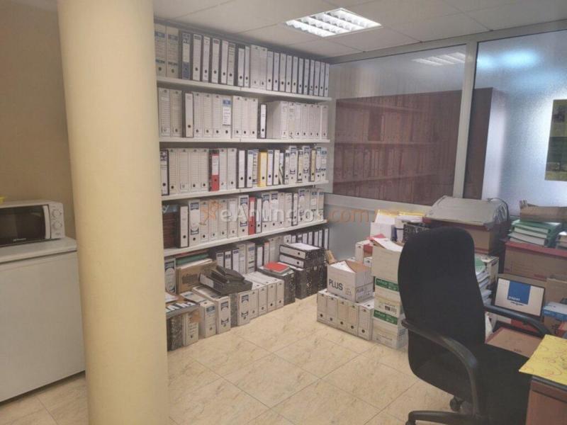 Oficina en el centro de Santa Bárbara