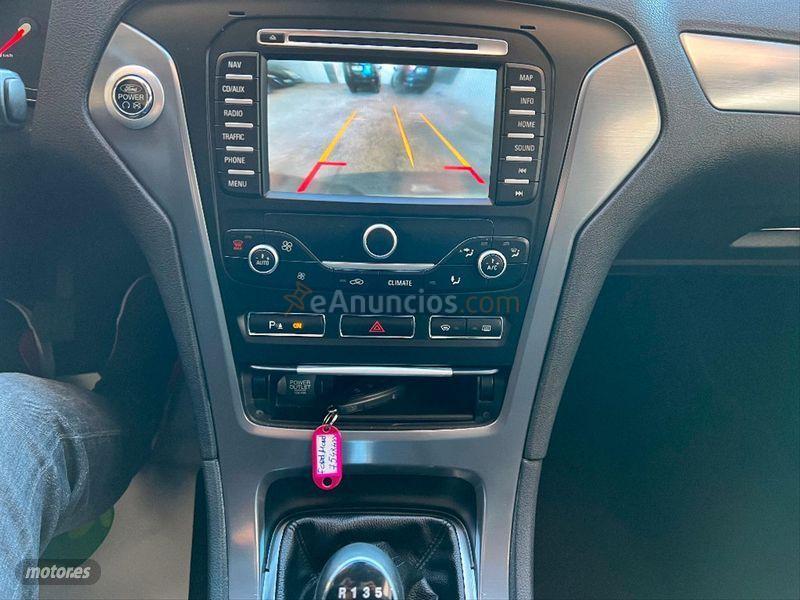 Ford Mondeo 2.0 TDCi 140cv Titanium Sportbreak de 2014 con 278.000 Km por 6.500 EUR. en Malaga