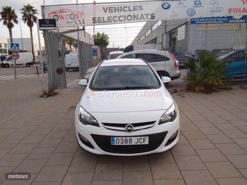 Opel Astra 1.6 CDTi SS 136 CV Selective ST de 2015 con 123.000 Km por 8.490 EUR. en Barcelona