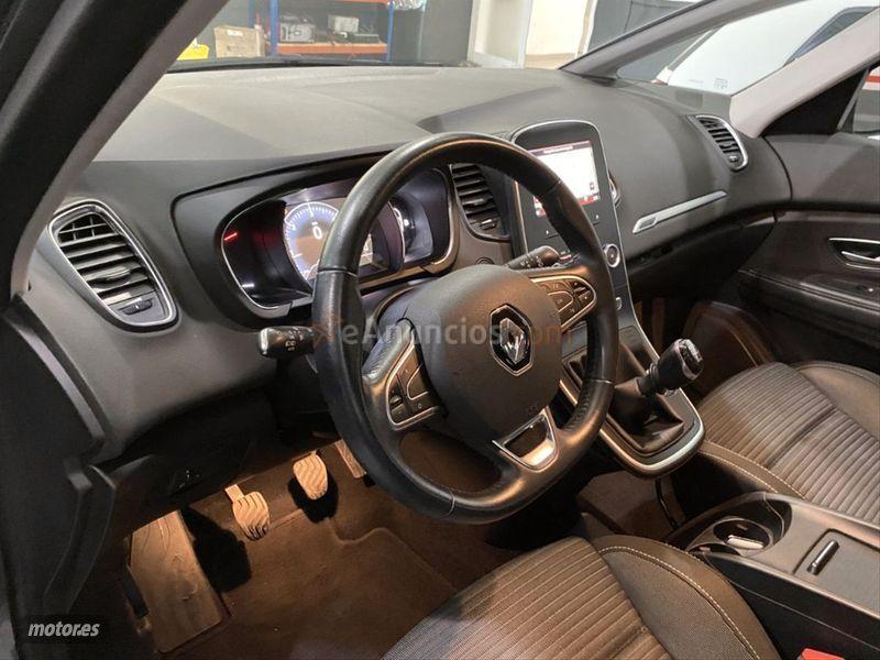 Renault Scenic Zen Energy dCi 81kW 110CV de 2017 con 99.000 Km por 14.990 EUR. en Valladolid