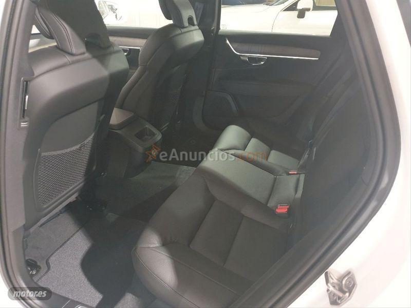 Volvo V 90 2.0 D4 AWD Pro Auto de 2021 con 10 Km por 59.200 EUR. en Barcelona