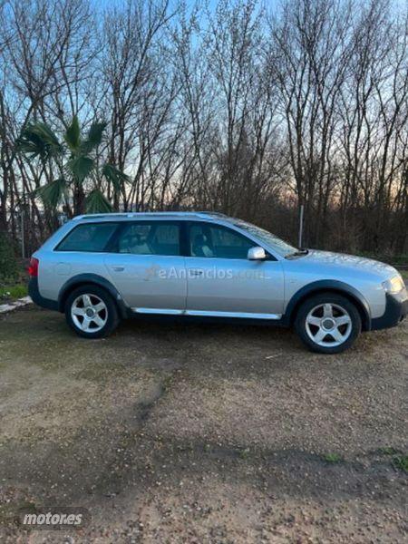 Audi Allroad Quattro 2.5TDI quattro tiptronic de 2002 con 215.000 Km por 2.700 EUR. en Badajoz