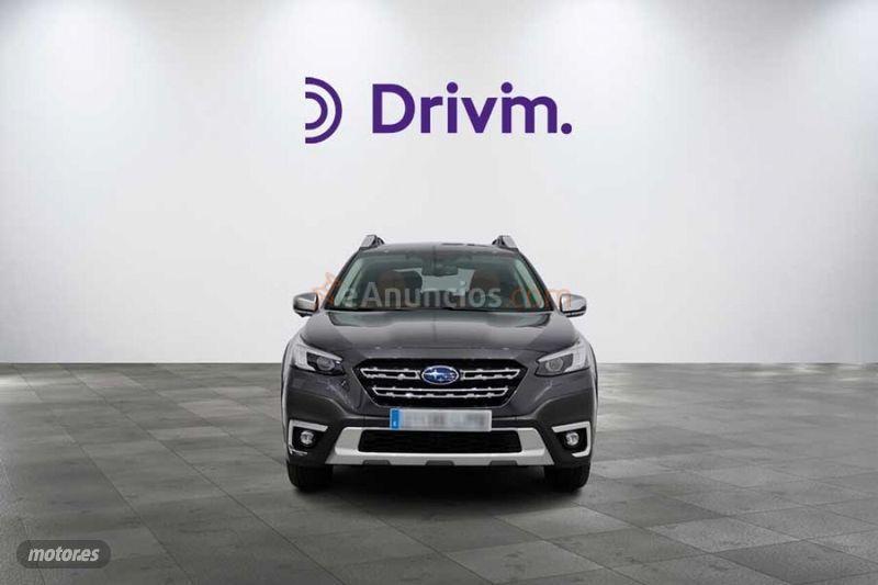 Subaru Outback 2.5i Touring CVT Lineartronic AWD de 2021 con 8.900 Km por 41.900 EUR. en Barcelona