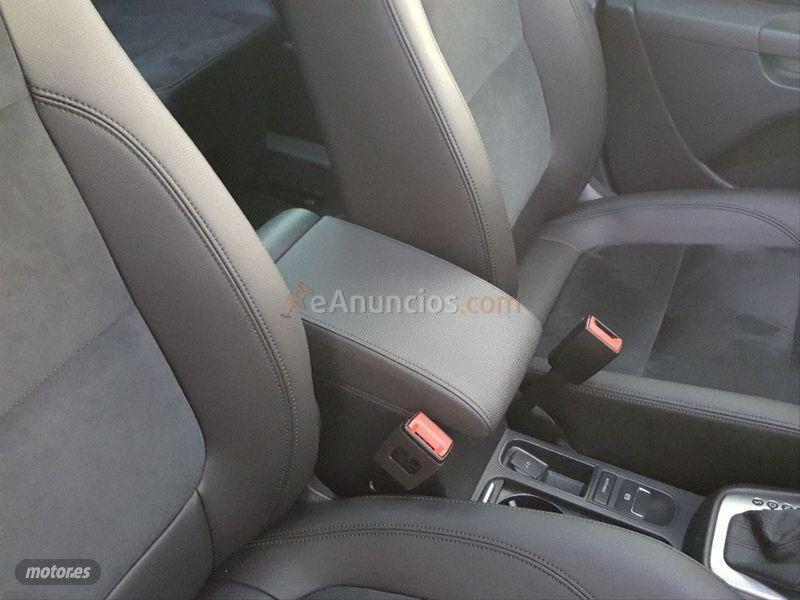 Volkswagen Sharan Sport 2.0 TDI 130kW 177CV DSG de 2020 con 17.327 Km por 40.995 EUR. en Jaen