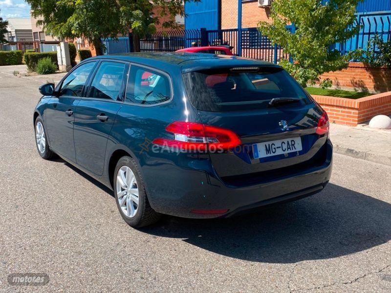 Peugeot 308 SW Access 1.2 PureTech 81kW 110CV de 2018 con 34.300 Km por 12.900 EUR. en Madrid
