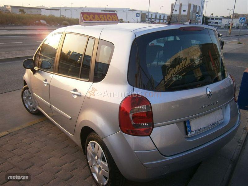 Renault Grand Modus Yahoo 1.2 16v 75 de 2011 con 105.689 Km por 5.500 EUR. en Malaga