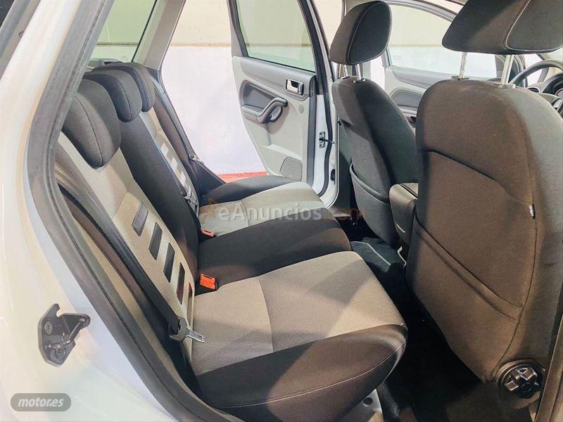 Ford Focus 1.6 TDCi 109 Trend Sportbreak de 2010 con 142.000 Km por 5.995 EUR. en Madrid