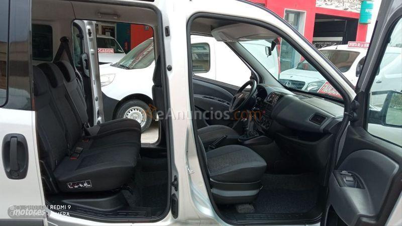 Fiat Doblo Panorama Emotion 1.6 Multijet 105cv E5 de 2014 con 171.635 Km por 9.500 EUR. en Malaga