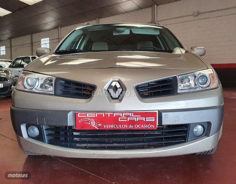 Renault Megane Grand Tour Business 1.5dCi105 de 2006 con 175.000 Km por 2.999 EUR. en Zaragoza