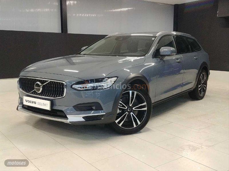 Volvo V 90 2.0 B4 D AWD Auto de 2021 con 10.255 Km por 49.900 EUR. en Guipuzcoa