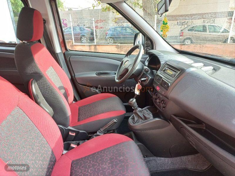 Fiat Doblo Panorama Dynamic 1.6 Multijet 90cv de 2013 con 65.000 Km por 9.900 EUR. en Barcelona