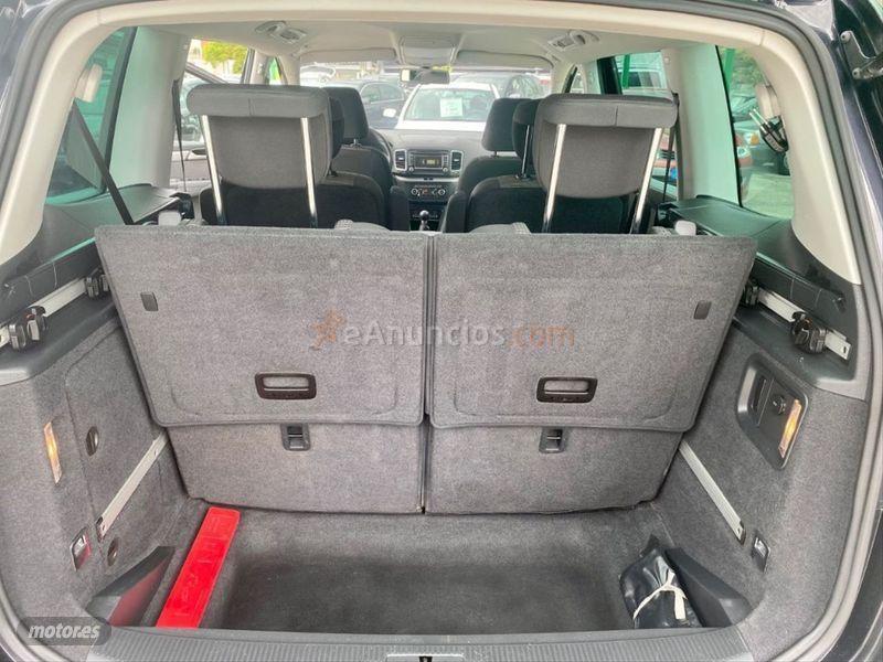 Volkswagen Sharan 2.0 TDI 140cv 4motion Sport de 2011 con 162.000 Km por 13.800 EUR. en Pontevedra