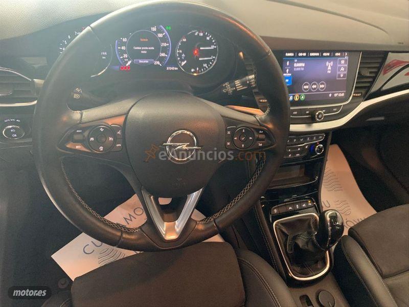 Opel Astra 1.2T SHR 107kW 145CV Elegance ST de 2020 con 37.000 Km por 17.400 EUR. en Malaga