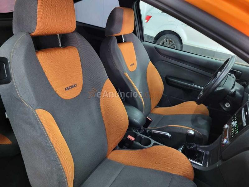 Ford Focus 2.5I ST 225CV 