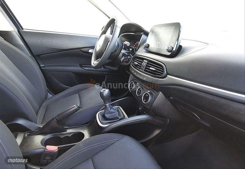 Fiat Tipo SW 1.3 Multijet 70kW 95CV Mirror de 2020 con 31.000 Km por 15.500 EUR. en Sevilla