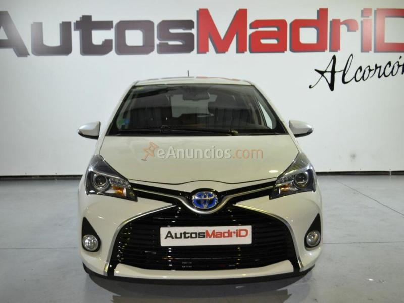 Toyota Yaris Hybrid Advance