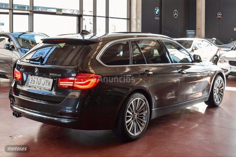 BMW Serie 3 320d xDrive Automatica Touring de 2017 con 182.900 Km por 19.900 EUR. en Madrid