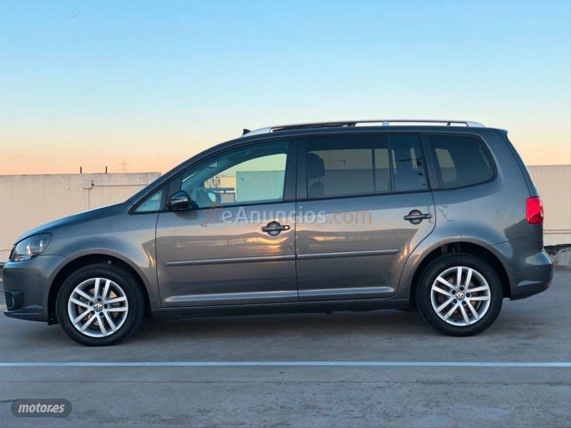 Volkswagen Touran 1.6 TDI 105cv Advance de 2013 con 116.000 Km por 12.900 EUR. en Barcelona