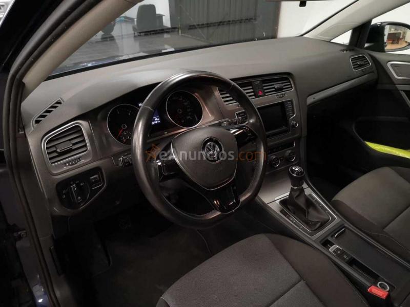 Volkswagen Golf 1.6 TDI Bluemotion