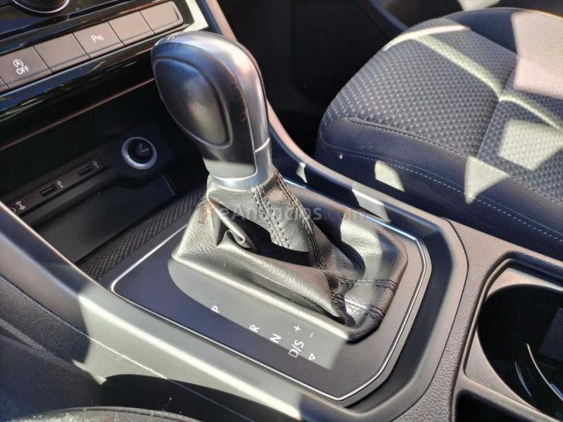 Volkswagen Touran Advance 1.6 TDI 85kW (115CV) DSG