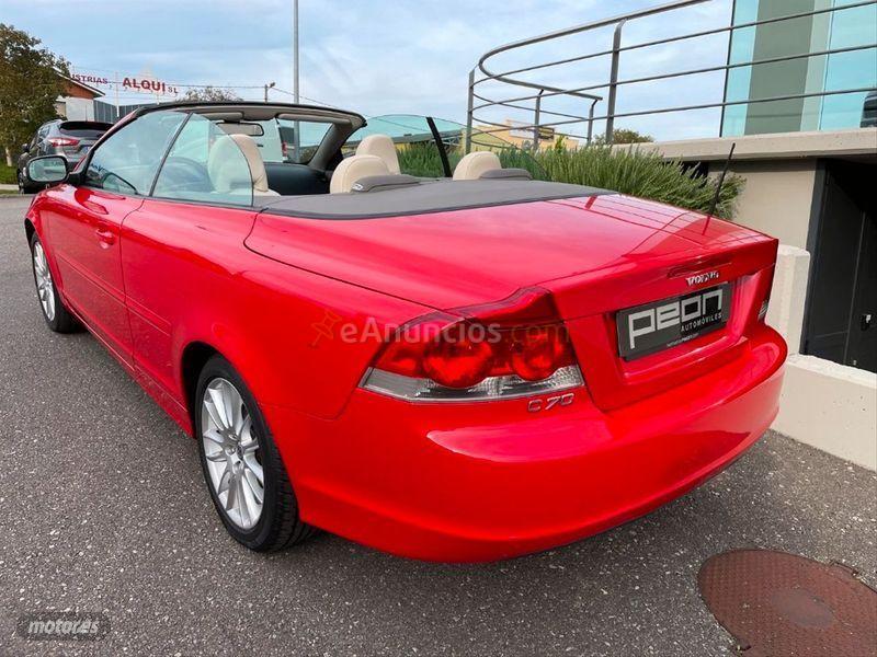 Volvo C 70 2.4 140cv Summum de 2007 con 139.000 Km por 11.800 EUR. en Asturias