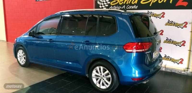 Volkswagen Touran Advance 2.0 TDI SCR 150CV BMT de 2016 con 163.000 Km por 19.900 EUR. en A Coruna
