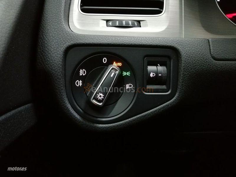 Volkswagen Golf Advance 1.6 TDI 85kW 115CV DSG Variant de 2017 con 65.527 Km por 15.690 EUR. en Madrid