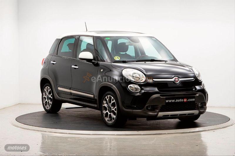 Fiat 500L 1.6 16v Multijet II 120CV SS Trekking de 2014 con 107.000 Km por 8.690 EUR. en Barcelona