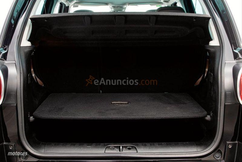 Fiat 500L 1.6 16v Multijet II 120CV SS Trekking de 2014 con 107.000 Km por 8.690 EUR. en Barcelona