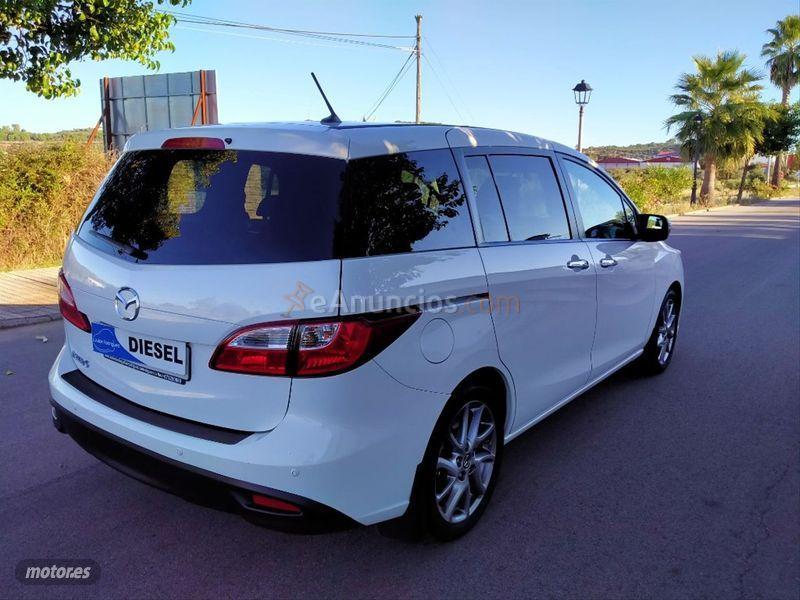 Mazda Mazda5 1.6 CRTD 115cv Luxury de 2015 con 189.000 Km por 10.799 EUR. en Badajoz