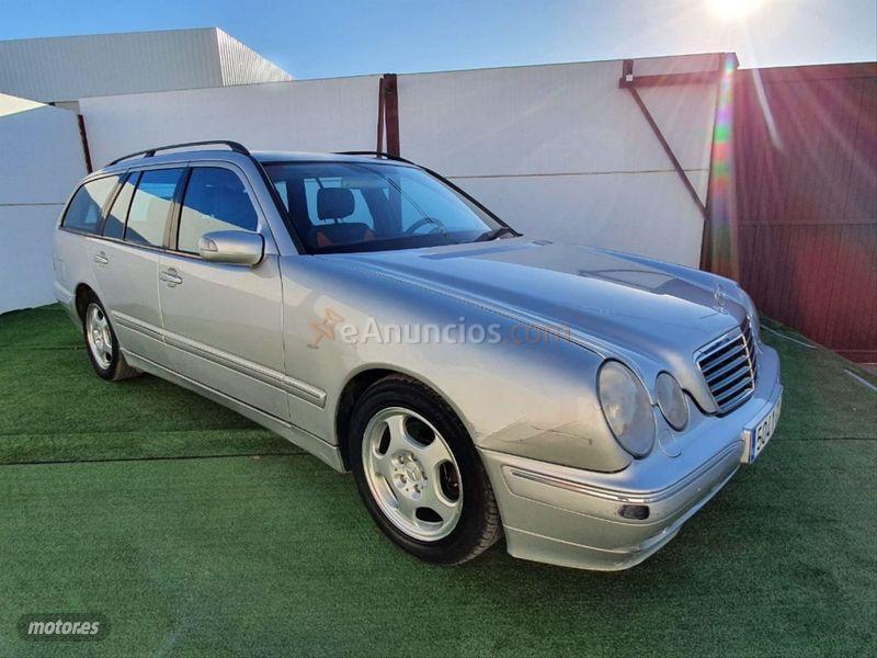 Mercedes Clase E E 320 CDI CLASSIC de 2000 con 446.358 Km por 2.499 EUR. en Badajoz