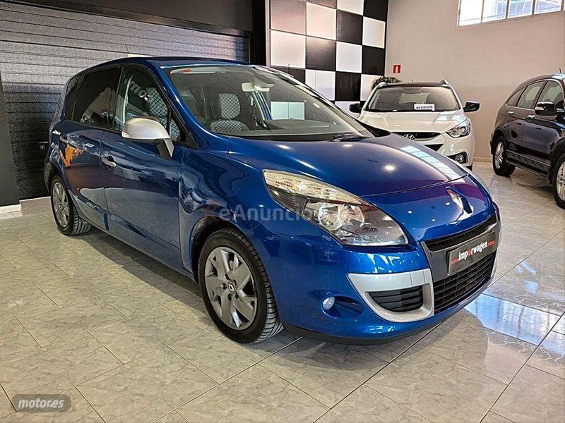 Renault Scenic Dynamique dCi 110 eco2 de 2011 con 119.000 Km por 8.500 EUR. en Valencia