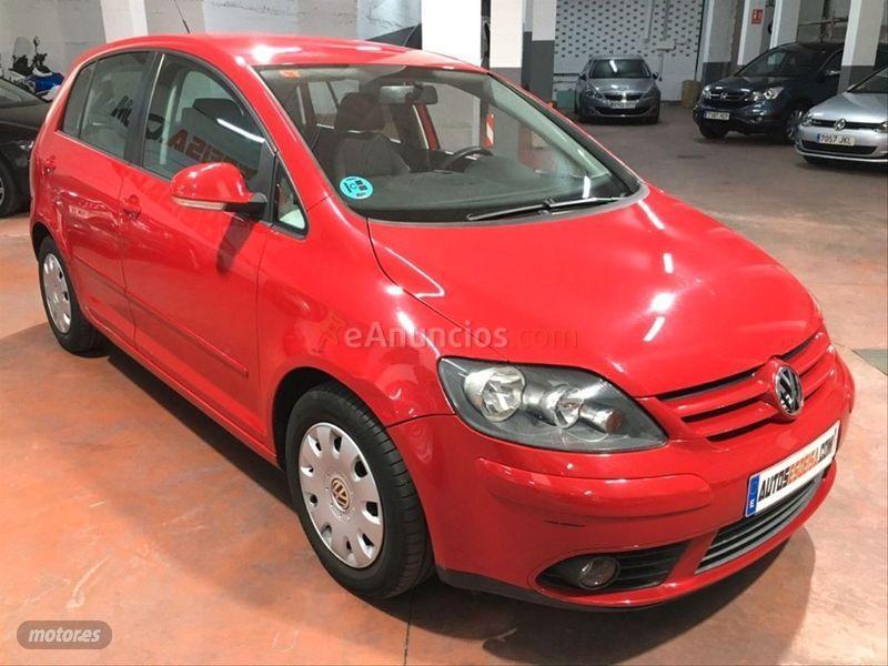 Volkswagen Golf Plus 1.6 FSI Trendline de 2007 con 334.000 Km por 2.999 EUR. en Madrid