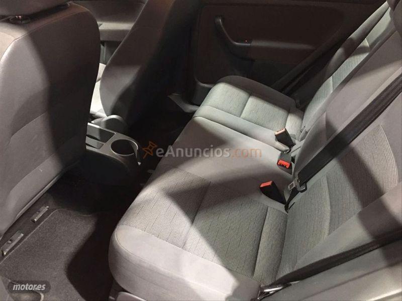 Volkswagen Golf Plus 1.6 FSI Trendline de 2007 con 334.000 Km por 2.999 EUR. en Madrid