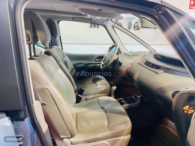 Renault Grand Espace INITIALE 3.0 dCi 24v AUTO de 2005 con 166.000 Km por 4.995 EUR. en Madrid