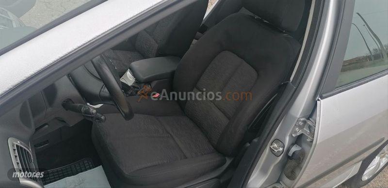 Peugeot 407 SW Sport 1.6 HDI 110cv FAP de 2008 con 200.000 Km por 3.900 EUR. en Leon