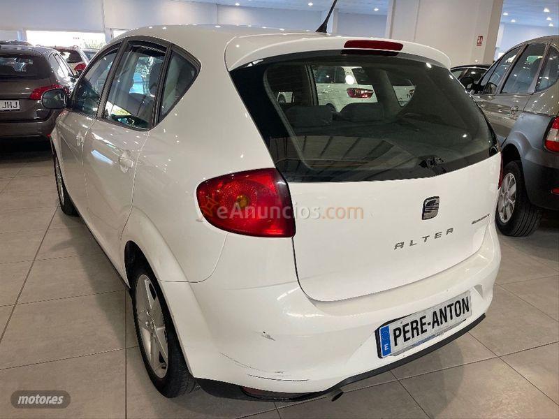 Seat Altea 1.6 TDI 105cv Reference EEcomotive de 2013 con 239.000 Km por 3.990 EUR. en Lleida
