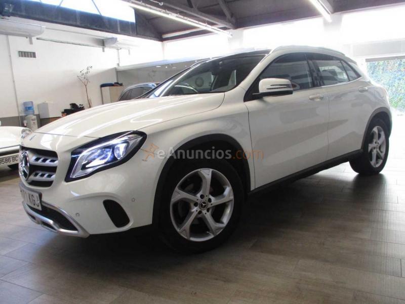Mercedes GLA 180 7G-Tronic Techo Panorámico