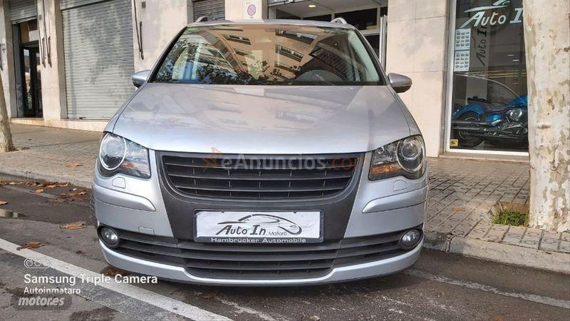 Volkswagen Touran 1.9 TDI 105cv Advance de 2010 con 197.000 Km por 8.900 EUR. en Barcelona