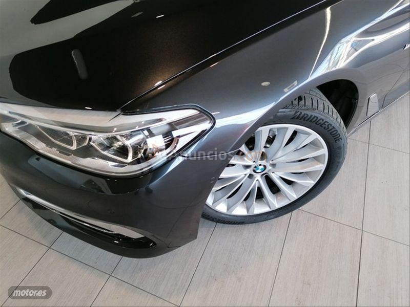 BMW Serie 5 520D TOURING de 2017 con 119.999 Km por 34.000 EUR. en Madrid