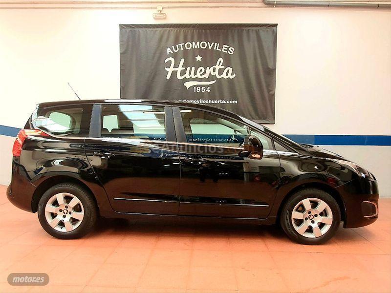 Peugeot 5008 Active 1.6 BlueHDi 120 FAP de 2016 con 111.000 Km por 12.500 EUR. en Asturias