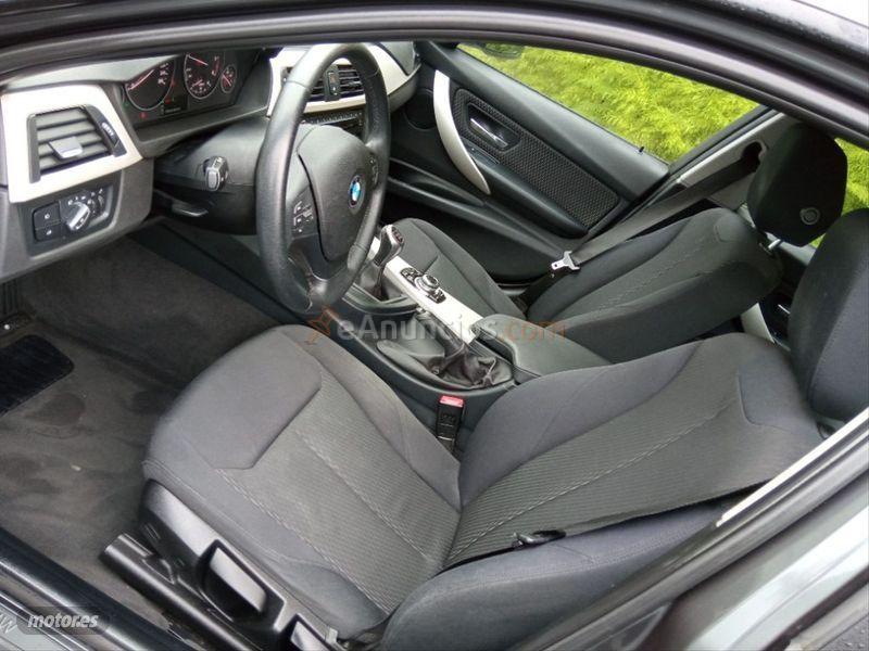 BMW Serie 3 318d Touring de 2014 con 97.000 Km por 16.700 EUR. en La Coruna