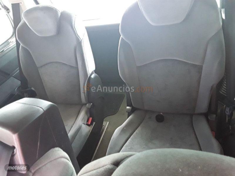 Citroen C8 2.0 HDi 16v Premier II de 2006 con 315.000 Km por 3.100 EUR. en Badajoz