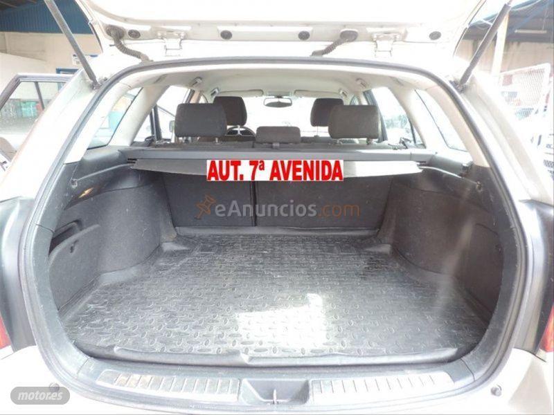Toyota Avensis 2.2 D4D Clean Power Sport Wagon de 2006 con 285.000 Km por 3.100 EUR. en Badajoz