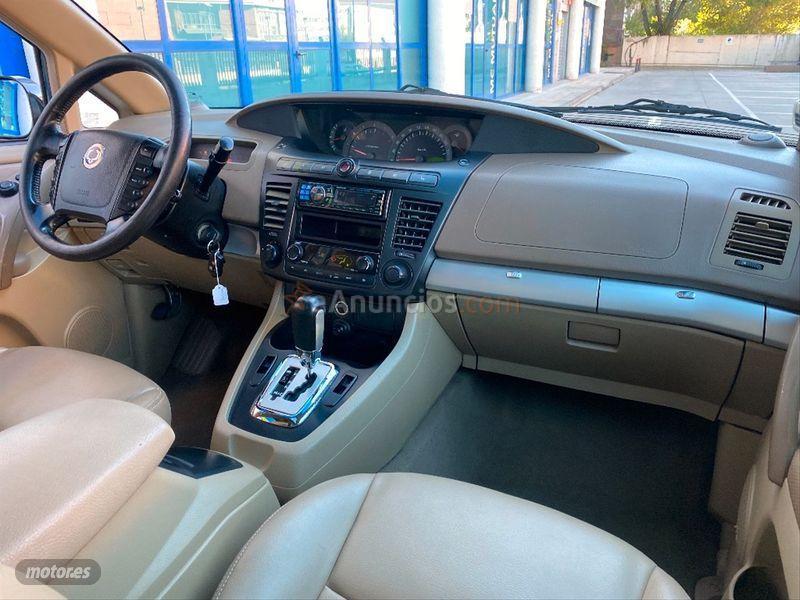 Ssangyong Rodius 270Xdi Limited AWD de 2008 con 259.000 Km por 6.800 EUR. en Madrid