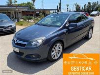 Opel Astra Twin Top 1.9 CDTi Cosmo de 2007 con 199.000 Km por 3.500 EUR. en Barcelona