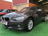 BMW Serie 3 318d Essential Edition Touring de 2013 con 230.000 Km por 10.999 EUR. en Cantabria
