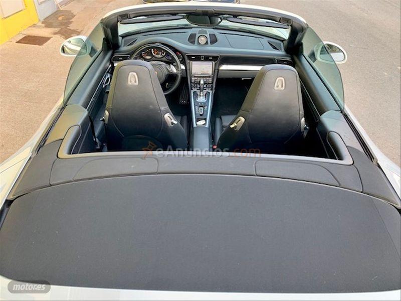 Porsche 911 Turbo Cabriolet de 2016 con 22.000 Km por 134.990 EUR. en Murcia